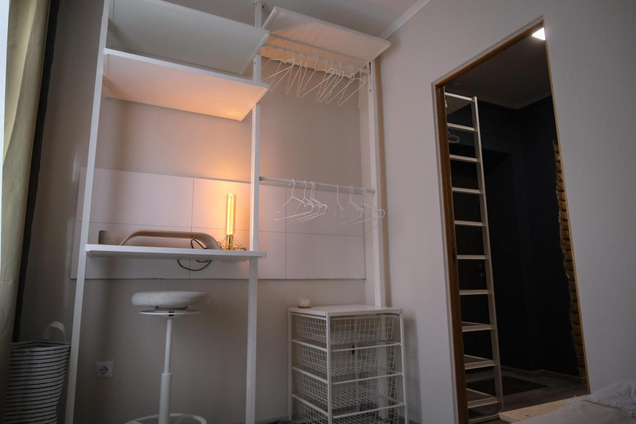Appartement Silti, Atjaunoti Dzivokli Tuvu Centram - 1St Floor à Riga Extérieur photo
